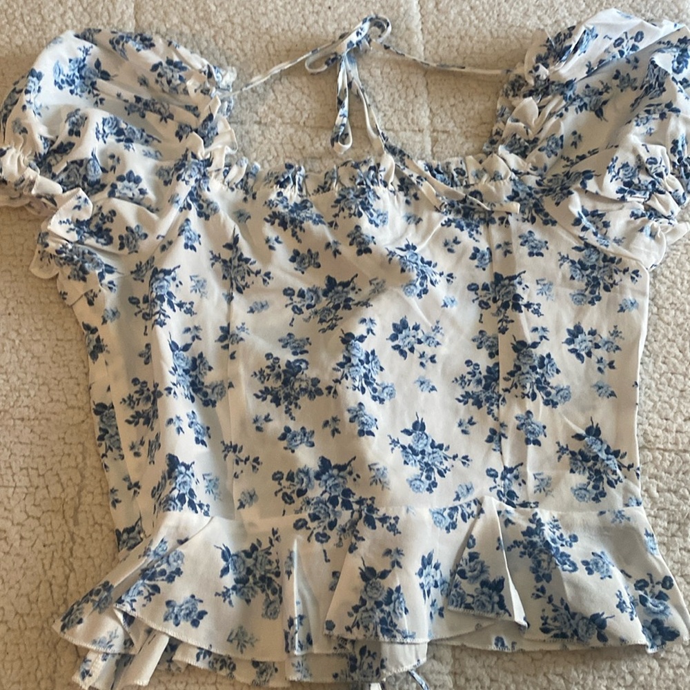 Floral Blue Puff Sleeve Top - Picture 3 of 5